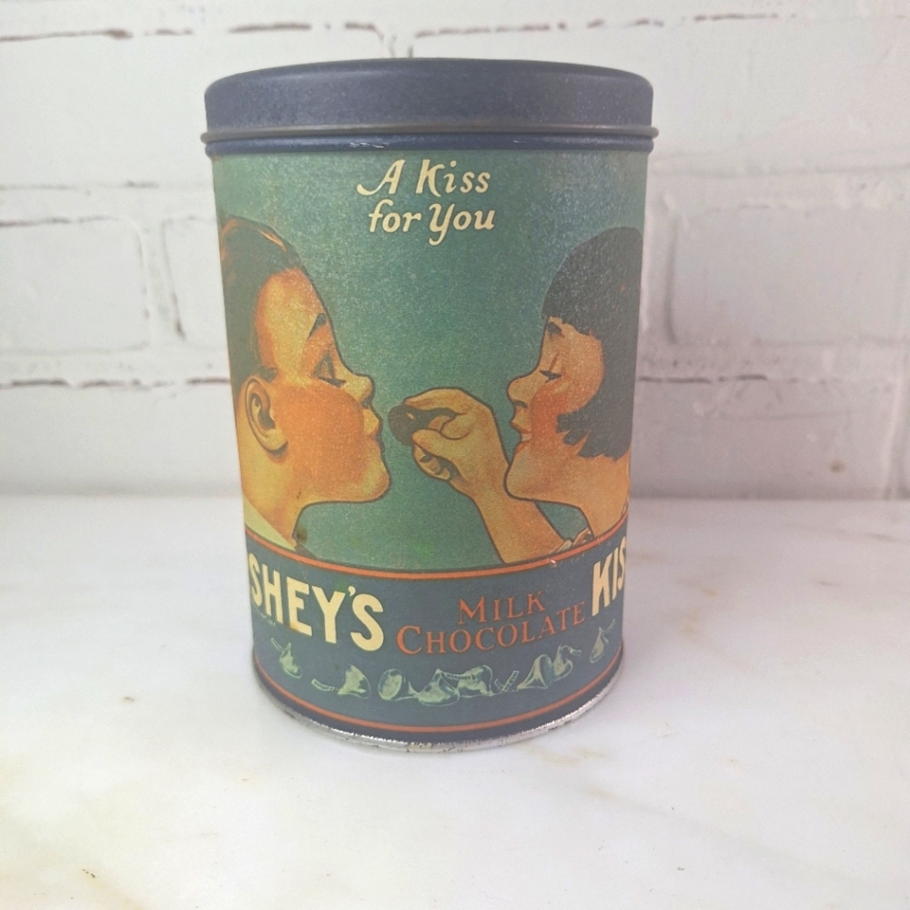 Vintage 1980 Hershey's Kisses Milk Chocolate Tin Can "A Kiss For You" storage